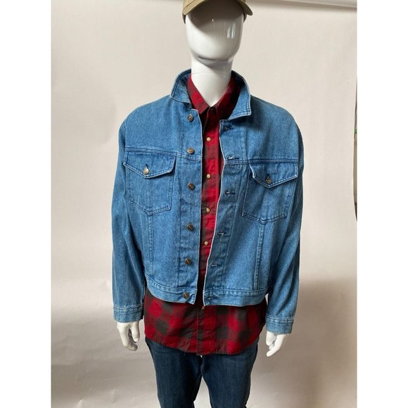 Classic Styled Denim Jacket NWT - Picture 12 of 12